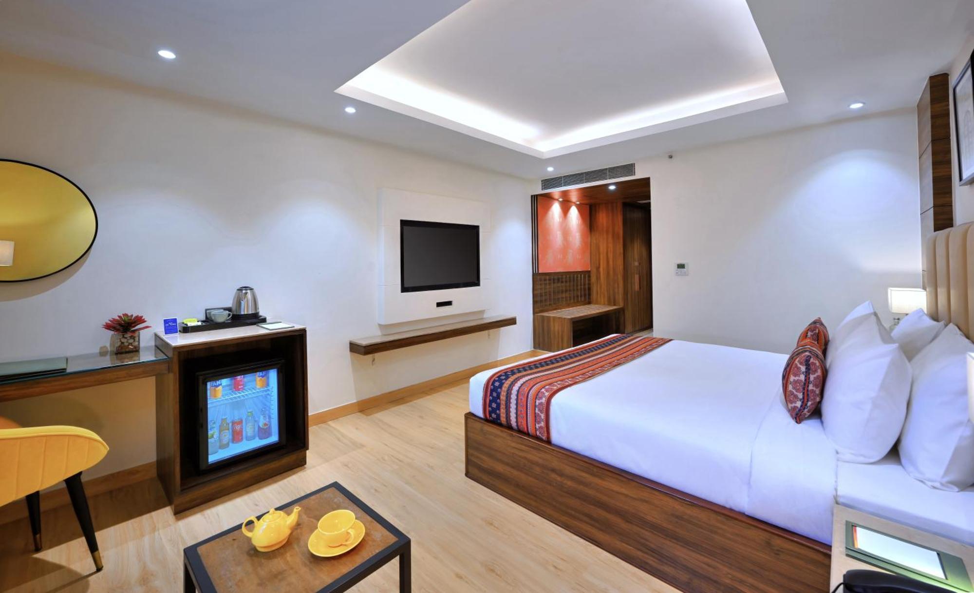 Golden Tulip Agra Hotel Agra  Bagian luar foto