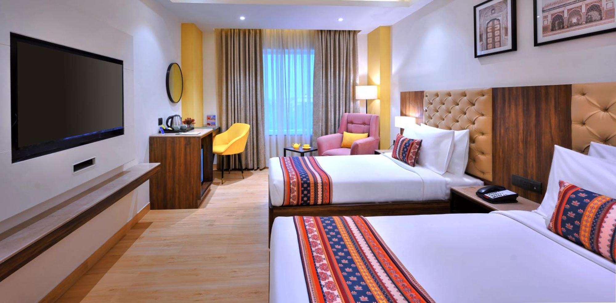 Golden Tulip Agra Hotel Agra  Bagian luar foto